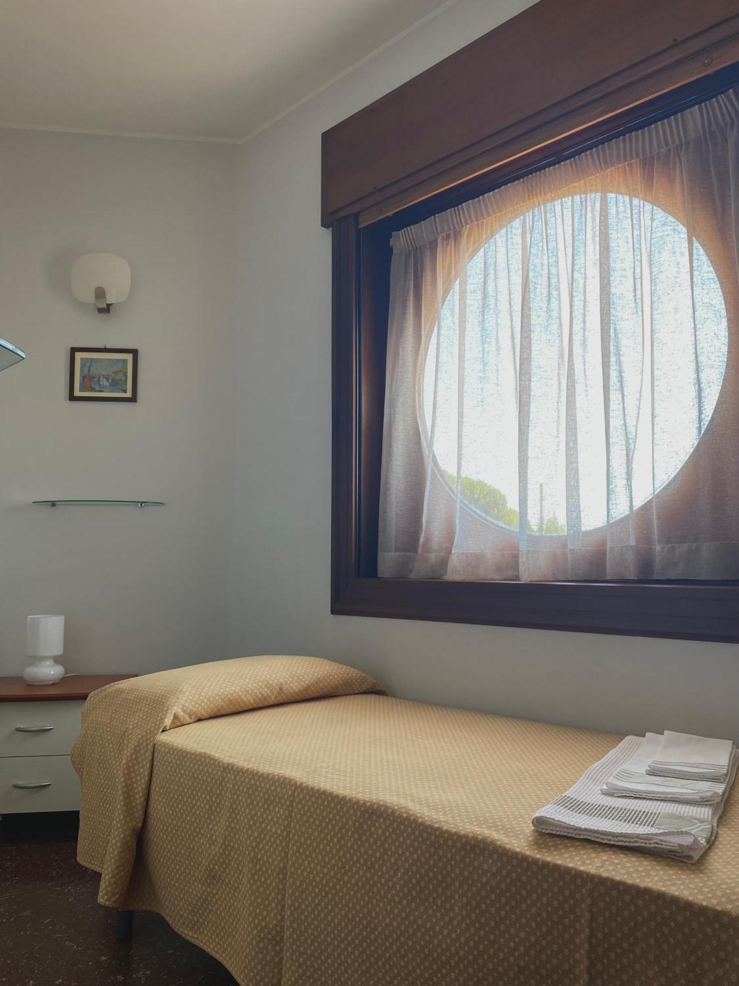 Hotel Astoria Pineto Kültér fotó