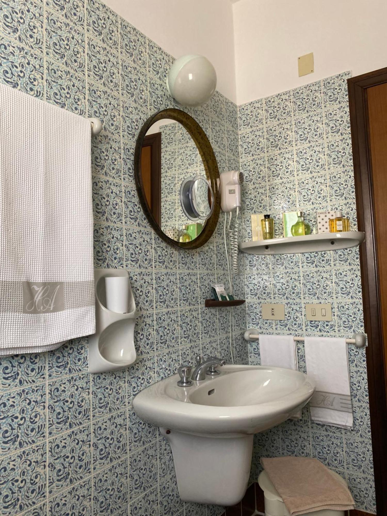 Hotel Astoria Pineto Kültér fotó