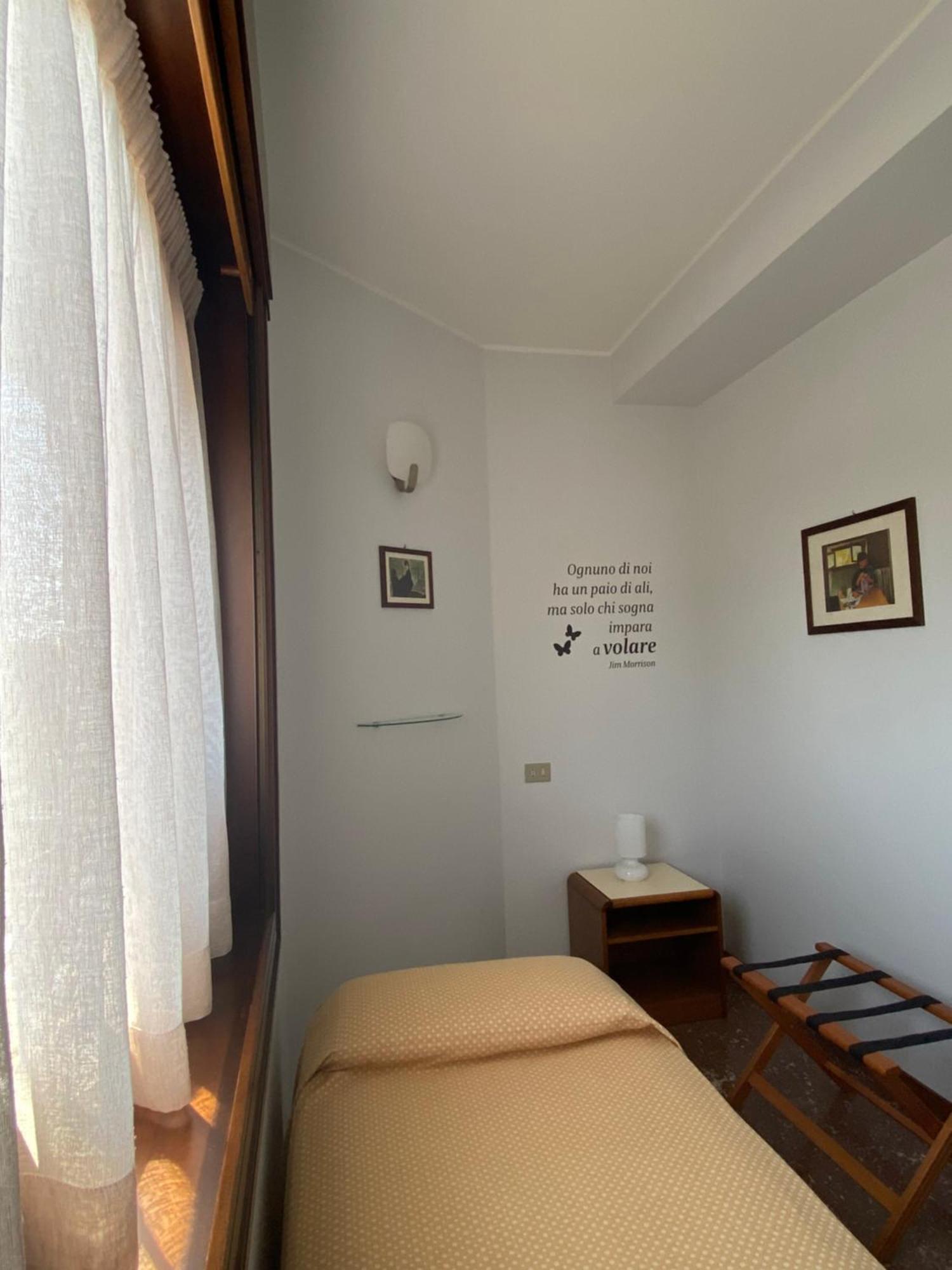 Hotel Astoria Pineto Kültér fotó